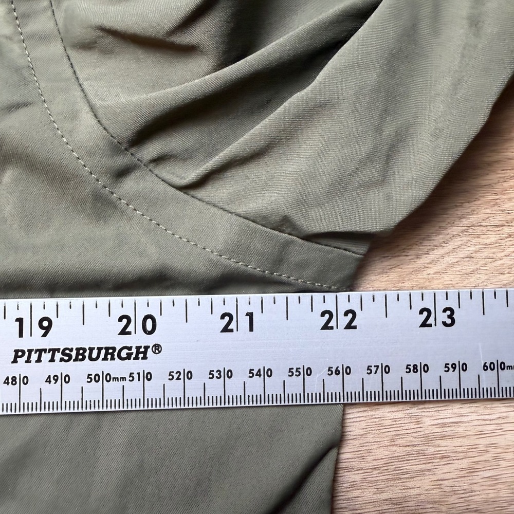 Untuckit Shirt Mens Large Green Performance Stretch Gironde Button Down Commute - Picture 7 of 8